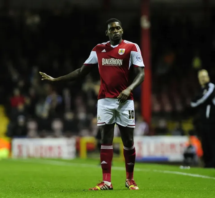 Framed Print : Jay Emmanuel-Thomas of Bristol City in Action against Brentford, Sky Bet League One, October 2013 Framed Print : Jay Emmanuel-Thomas of Bristol City in Action against Brentford, Sky Bet League One, October 2013