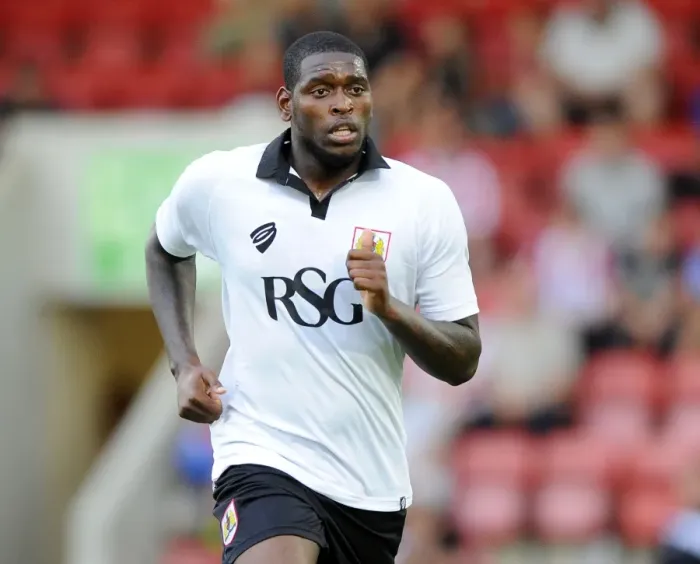 Framed Print : Jay Emmanuel-Thomas of Bristol City in Action against Cheltenham Town, 2014
