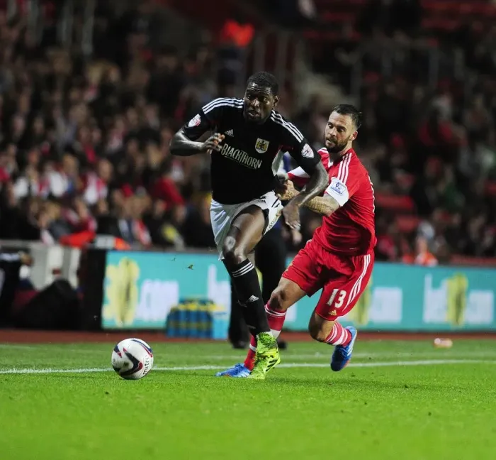 Framed Print : Jay Emmanuel-Thomas of Bristol City Skirts Past Danny Fox of Southampton in Capital One Cup Clash Framed Print : Jay Emmanuel-Thomas of Bristol City Skirts Past Danny Fox of Southampton in Capital One Cup Clash