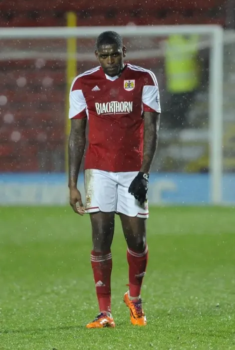 Framed Print : Jay Emmanuel-Thomas in Despair: Watford vs. Bristol City FA Cup Replay