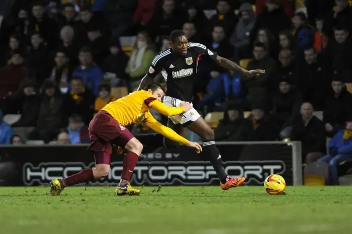 Framed Print : Jay Emmanuel-Thomas vs Matthew Bates: Intense Battle in Bradford City vs Bristol City Football Match, Sky Bet League One, 2014 Framed Print : Jay Emmanuel-Thomas vs Matthew Bates: Intense Battle in Bradford City vs Bristol City Football Match, Sky Bet League One, 2014