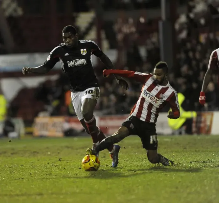 Framed Print : Jay Emmanuel-Thomas vs Shaleum Logan: Intense Battle at Griffin Park, Brentford vs Bristol City, 2014 Framed Print : Jay Emmanuel-Thomas vs Shaleum Logan: Intense Battle at Griffin Park, Brentford vs Bristol City, 2014