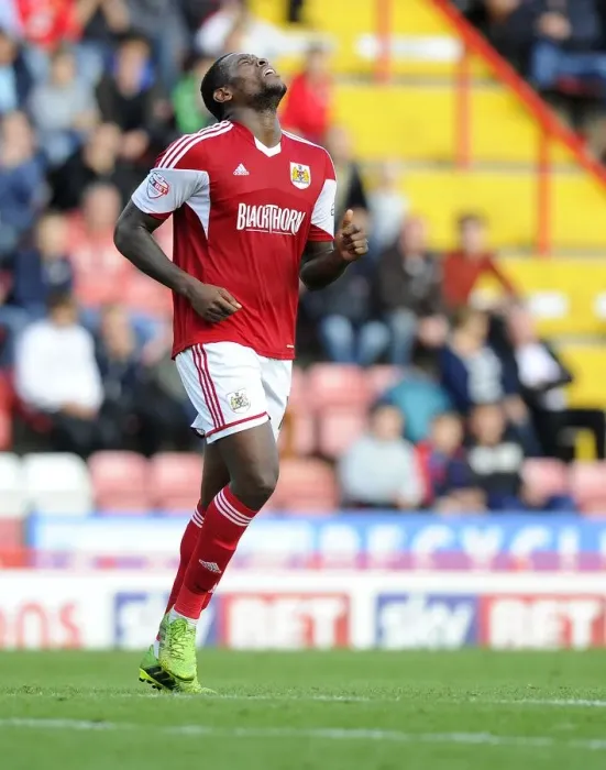 Framed Print : Jay Emmanuel-Thomas's Drifting Shot - Bristol City vs Colchester United, Sky Bet League One, 2013 Framed Print : Jay Emmanuel-Thomas's Drifting Shot - Bristol City vs Colchester United, Sky Bet League One, 2013