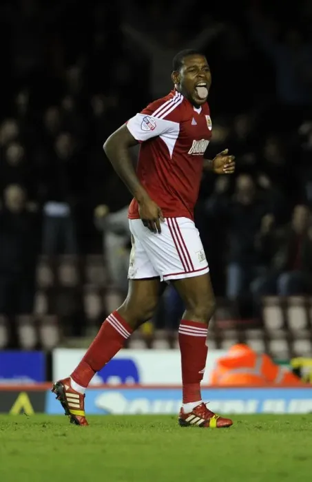 Framed Print : Jay Emmanuel-Thomas's Goal Celebration: Bristol City vs. Crawley Town, November 2013 Framed Print : Jay Emmanuel-Thomas's Goal Celebration: Bristol City vs. Crawley Town, November 2013