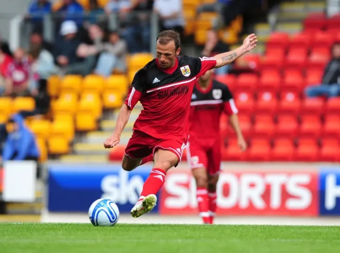 Framed Print : Jody Morris in Action: Bristol City vs St Johnstone, Pre-Season Friendly at McDiarmid Park, 2012 Framed Print : Jody Morris in Action: Bristol City vs St Johnstone, Pre-Season Friendly at McDiarmid Park, 2012