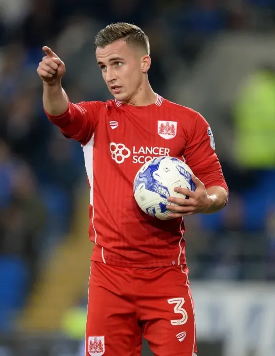 Framed Print : Joe Bryan in Action: Cardiff City vs. Bristol City, Sky Bet Championship (14 / 10 / 2016)