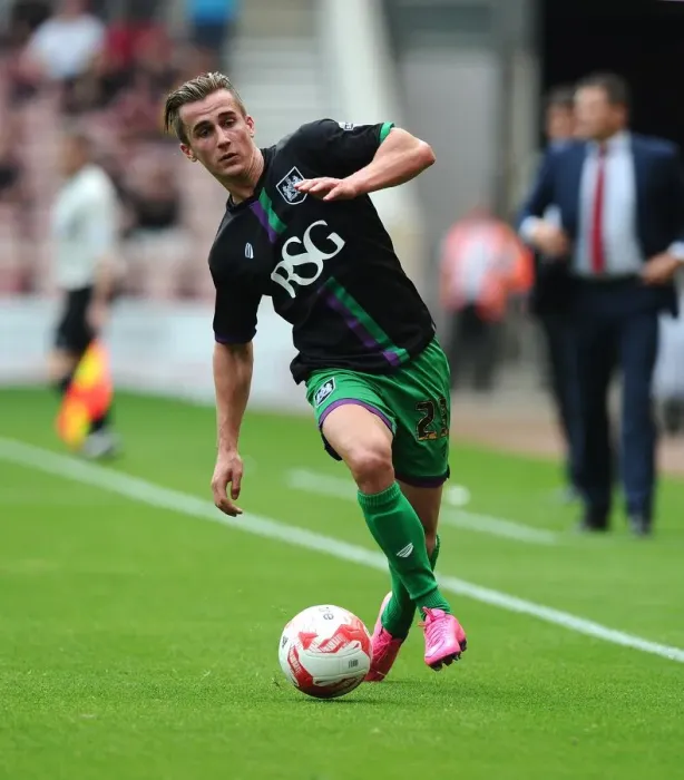 Framed Print : Joe Bryan of Bristol City in Action against Middlesbrough, Sky Bet Championship 2015