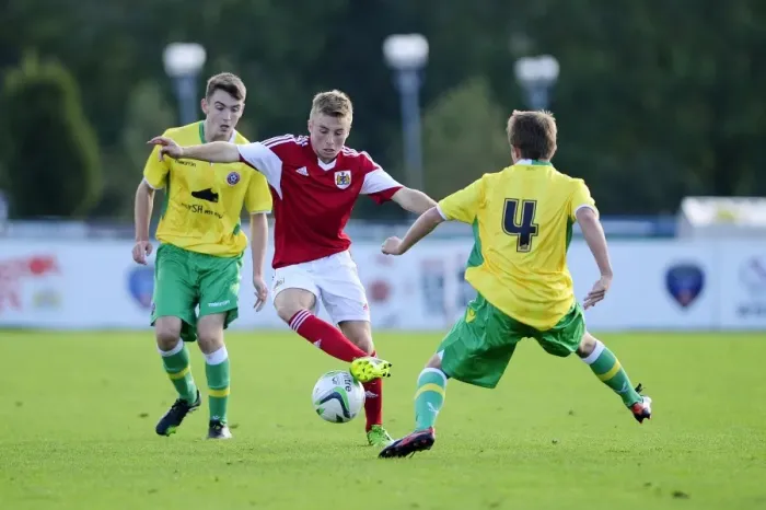 Framed Print : Joe Morrell in Action: Bristol City U18s vs. Sheffield United - Football Youth League