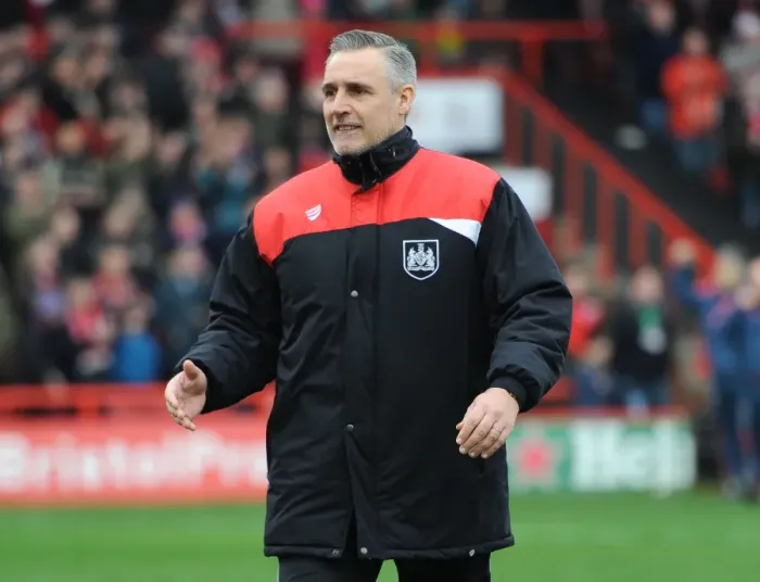 Framed Print : John Pemberton Takes Charge: Bristol City vs. Middlesbrough, Sky Bet Championship (16 / 01 / 2016)