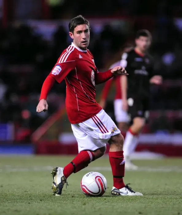 Framed Print : Johnson's Championship Showdown: Bristol City vs. Sheffield United at Ashton Gate (Nov 2010)