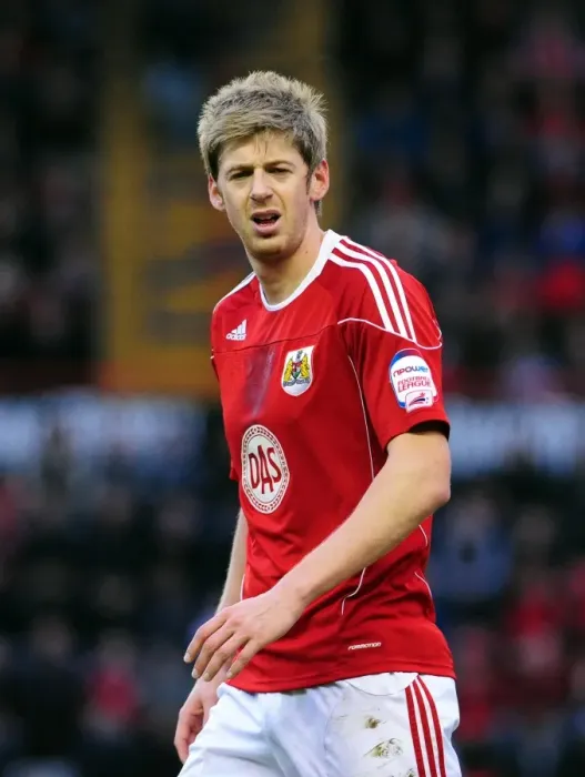 Framed Print : Jon Stead in Action: Bristol City vs. Cardiff City, Championship Match at Ashton Gate Stadium (01 / 01 / 2011)