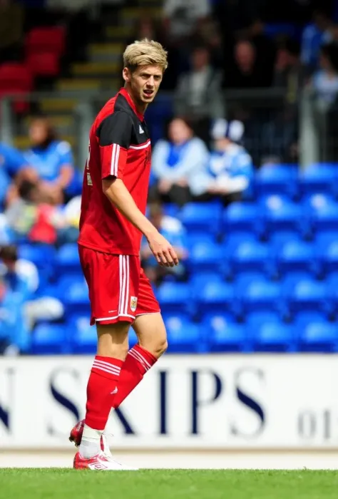 Framed Print : Jon Stead in Action: Bristol City vs St Johnstone, McDiarmid Park, 2012 Framed Print : Jon Stead in Action: Bristol City vs St Johnstone, McDiarmid Park, 2012