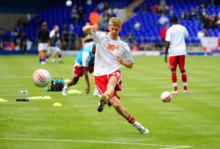 Framed Print : Jon Stead in Action: Ipswich v Bristol City Championship Clash at Portman Road, 2010