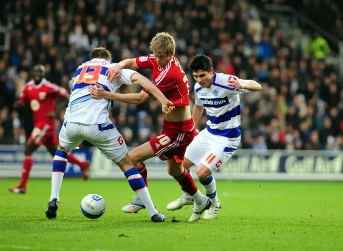 Framed Print : Jon Stead Foul by Kaspars Gorkss: QPR vs. Bristol City (Championship, 03 / 01 / 2011) Framed Print : Jon Stead Foul by Kaspars Gorkss: QPR vs. Bristol City (Championship, 03 / 01 / 2011)