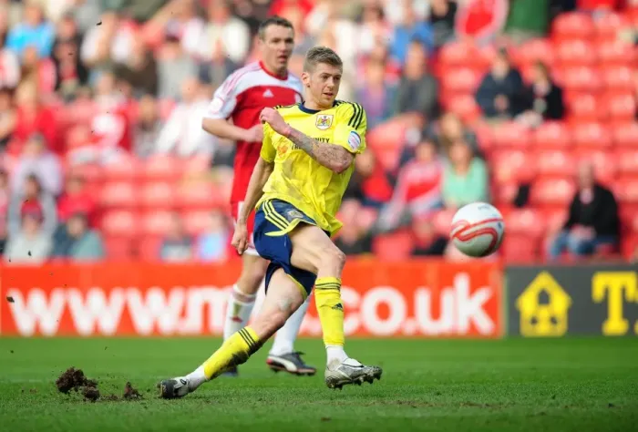 Framed Print : Jon Stead's Dramatic Shooting Moment: Middlesbrough vs. Bristol City, Riverside Stadium, 2012 Framed Print : Jon Stead's Dramatic Shooting Moment: Middlesbrough vs. Bristol City, Riverside Stadium, 2012