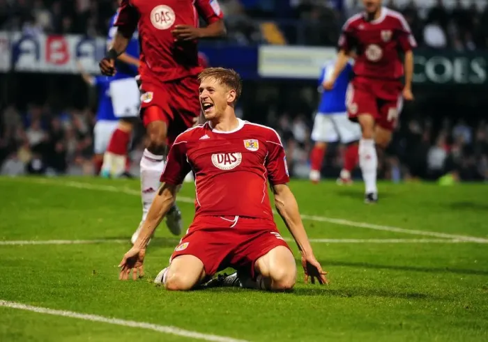 Framed Print : Jon Stead's Euphoric Goal Celebration vs. Portsmouth (Bristol City, Championship, September 2010)