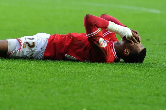 Framed Print : Jonathan Kodjia's Disappointment: Bristol City vs Charlton Athletic (December 2015) Framed Print : Jonathan Kodjia's Disappointment: Bristol City vs Charlton Athletic (December 2015)