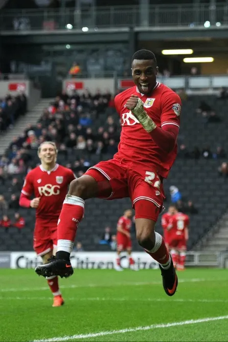 Framed Print : Jonathan Kodjia's Double Strike: Two Goals, One Euphoric Moment - Milton Keynes Dons vs. Bristol City, 2016