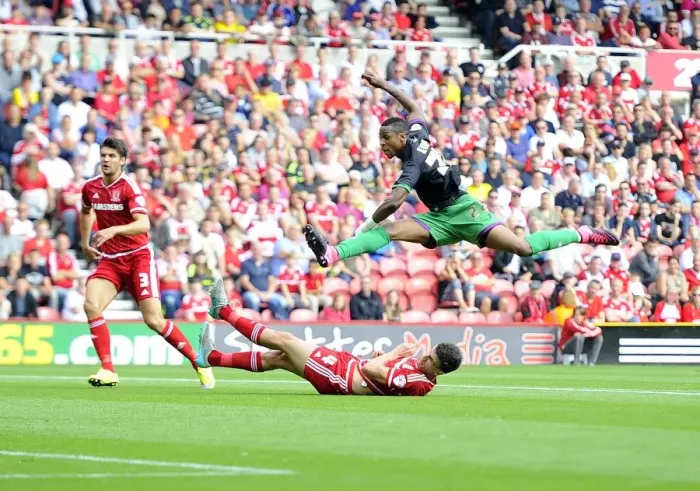 Framed Print : Jonathan Kodjia's Shot for Bristol City Against Middlesbrough, Sky Bet Championship 2015