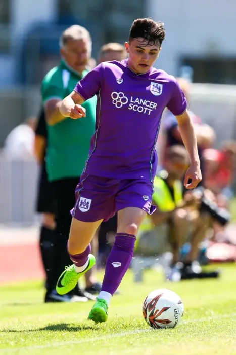 Framed Print : Jonny Smith in Action: Pre-season Friendly between Guernsey FC and Bristol City, 2017 Framed Print : Jonny Smith in Action: Pre-season Friendly between Guernsey FC and Bristol City, 2017