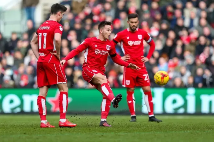 Framed Print : Josh Brownhill: In Action for Bristol City against Cardiff City, Sky Bet Championship