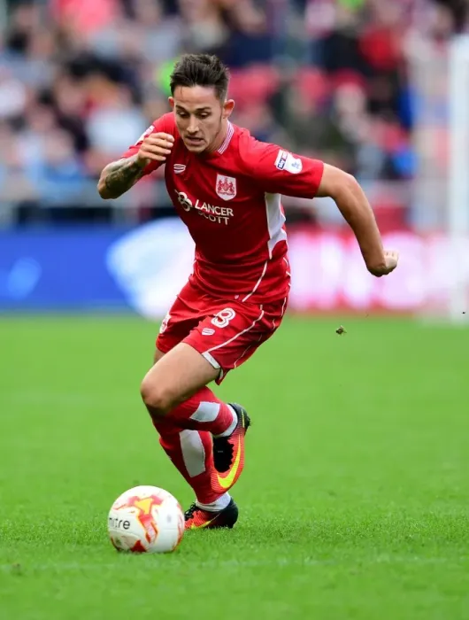 Framed Print : Josh Brownhill in Action: Bristol City vs Nottingham Forest, Sky Bet Championship (October 1, 2016) Framed Print : Josh Brownhill in Action: Bristol City vs Nottingham Forest, Sky Bet Championship (October 1, 2016)