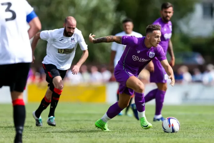 Framed Print : Josh Brownhill in Action: Pre-season Friendly between Bristol City and Bristol Manor Farm (2017) Framed Print : Josh Brownhill in Action: Pre-season Friendly between Bristol City and Bristol Manor Farm (2017)