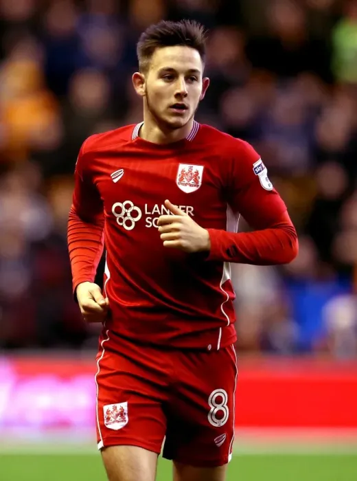 Framed Print : Josh Brownhill of Bristol City in Action Against Wolverhampton Wanderers, Sky Bet Championship, December 2016 Framed Print : Josh Brownhill of Bristol City in Action Against Wolverhampton Wanderers, Sky Bet Championship, December 2016