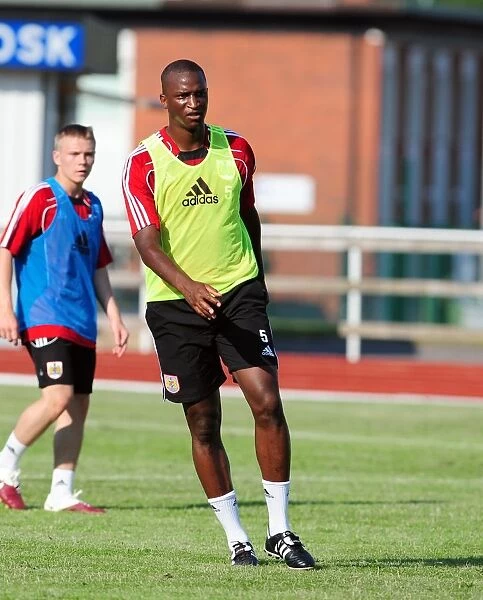 Kalifa Cisse in Focus: Intense Training with Bristol City FC