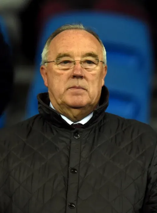 Framed Print : Keith Burt, Bristol City Director of Football, at Cardiff City Stadium during Cardiff City vs. Bristol City Championship Match, October 2015