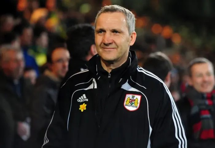 Framed Print : Keith Milen Leads Bristol City at Carrow Road against Norwich City, March 14, 2011 (Championship Football Match)