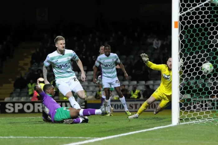 Framed Print : Kieran Agard Scores for Bristol City against Yeovil Town, March 10, 2015 Framed Print : Kieran Agard Scores for Bristol City against Yeovil Town, March 10, 2015