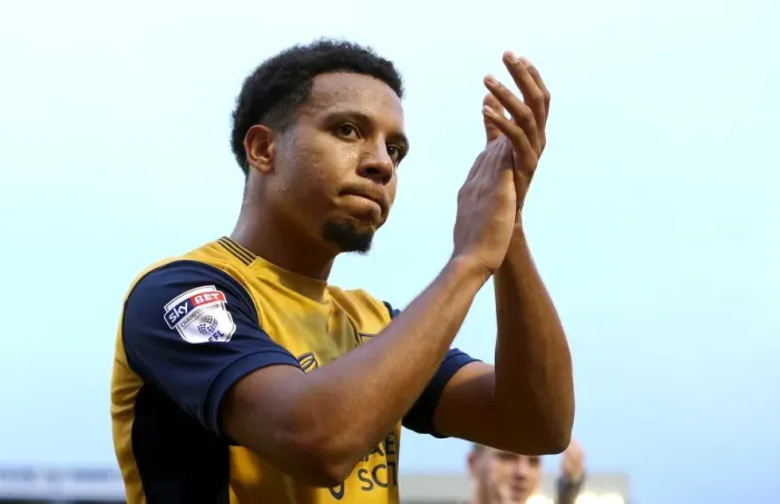Framed Print : Korey Smith in Action: Barnsley vs. Bristol City, Sky Bet Championship, 2016