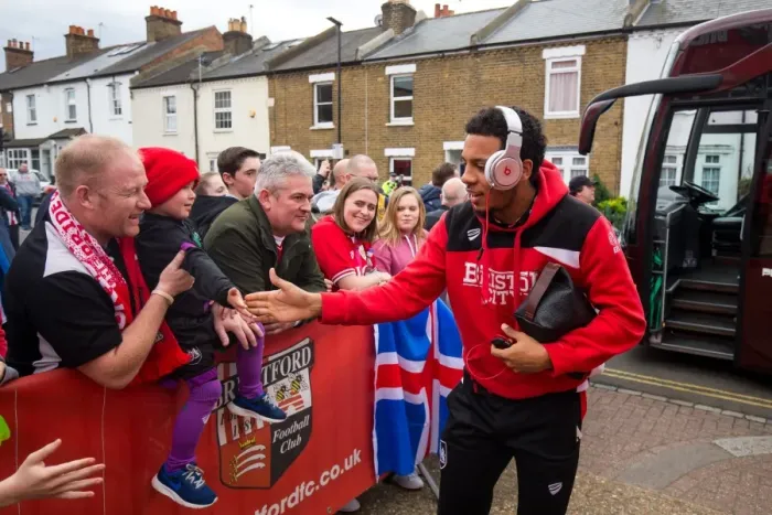 Framed Print : Korey Smith's Arrival: Brentford vs. Bristol City, 01.04.2017