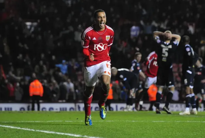 Framed Print : Last-Minute Drama: Nicky Maynard's Thrilling Winner for Bristol City against Millwall (Championship Football Match, 03 / 01 / 2012) Framed Print : Last-Minute Drama: Nicky Maynard's Thrilling Winner for Bristol City against Millwall (Championship Football Match, 03 / 01 / 2012)