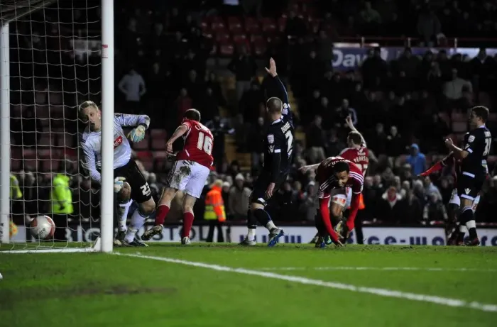 Framed Print : Last-Minute Drama: Nicky Maynard's Game-Winning Goal for Bristol City against Millwall in the Championship (03 / 01 / 2012) Framed Print : Last-Minute Drama: Nicky Maynard's Game-Winning Goal for Bristol City against Millwall in the Championship (03 / 01 / 2012)