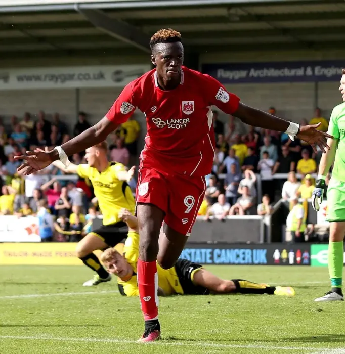 Framed Print : Last-Minute Drama: Tammy Abraham Scores Thrilling Winner for Bristol City at Pirelli Stadium Framed Print : Last-Minute Drama: Tammy Abraham Scores Thrilling Winner for Bristol City at Pirelli Stadium