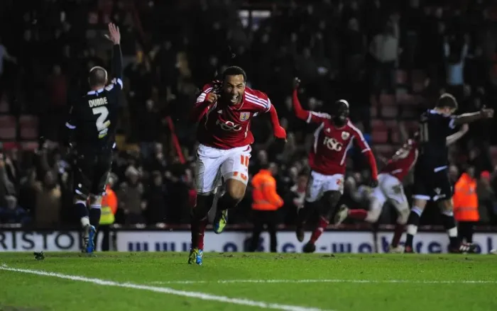 Framed Print : Last-Minute Thriller: Nicky Maynard's Game-Winning Goal for Bristol City vs. Millwall (Championship Football, 03 / 01 / 2012)