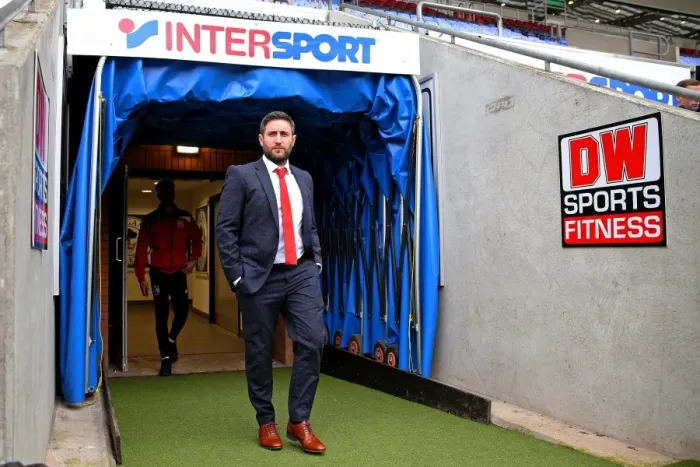 Framed Print : Lee Johnson Arrives at DW Stadium: Wigan Athletic vs. Bristol City Championship Clash (March 11, 2017)