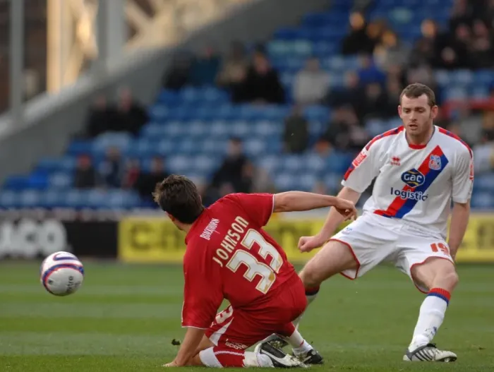 Framed Print : Lee Johnson beats Craig Beatie of crystal palace to the ball Framed Print : Lee Johnson beats Craig Beatie of crystal palace to the ball