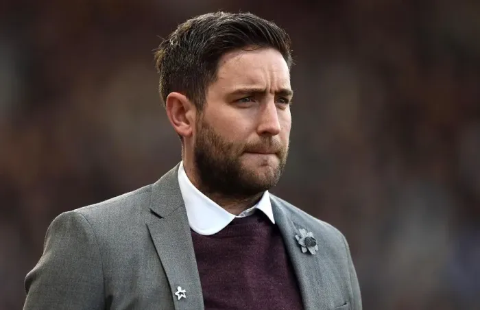 Framed Print : Lee Johnson: Leading the Charge for Bristol City against Derby County, 2016