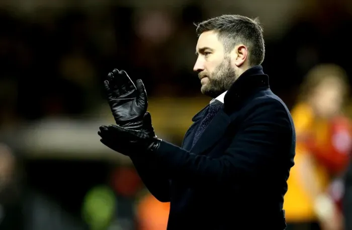 Framed Print : Lee Johnson Leads Bristol City at Molineux Against Wolverhampton Wanderers (December 2016)