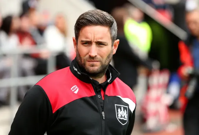 Framed Print : Lee Johnson Leads Bristol City at Rotherham United, Sky Bet Championship (10-09-2016) Framed Print : Lee Johnson Leads Bristol City at Rotherham United, Sky Bet Championship (10-09-2016)