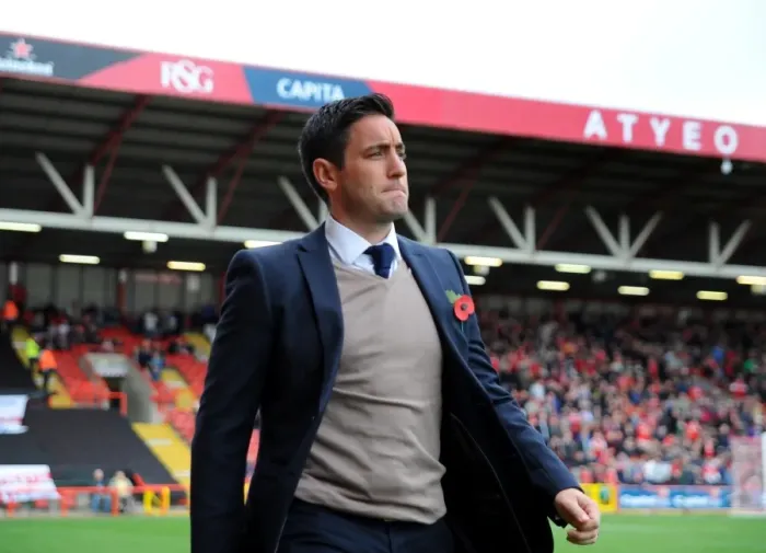 Framed Print : Lee Johnson Leads Oldham Athletic at Ashton Gate: November 2014 - Bristol City vs Oldham Football Match Framed Print : Lee Johnson Leads Oldham Athletic at Ashton Gate: November 2014 - Bristol City vs Oldham Football Match