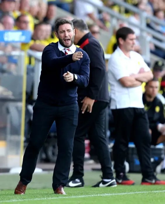 Framed Print : Lee Johnson Urges On Bristol City at Pirelli Stadium, 2016
