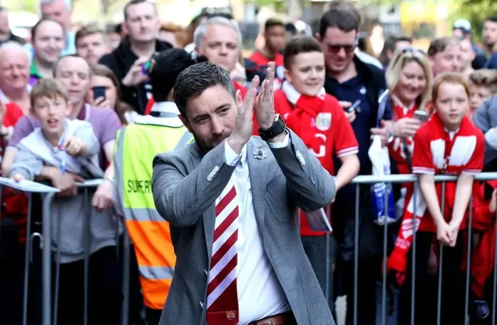 Framed Print : Lee Johnson's Arrival: Queens Park Rangers vs. Bristol City, Sky Bet Championship (07.05.16)