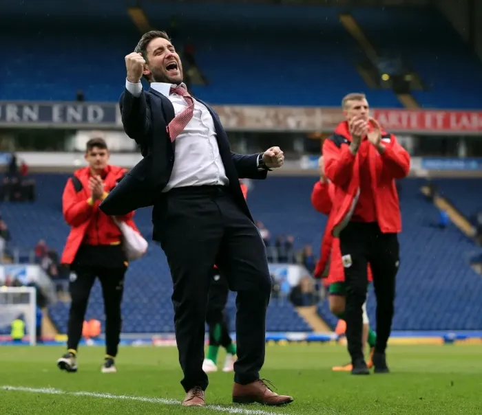 Framed Print : Lee Johnson's Celebration: Bristol City's Championship Victory at Blackburn Rovers (23rd April 2016)
