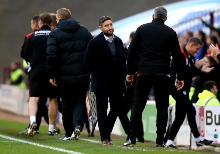 Framed Print : Lee Johnson's Frustration as Barnsley Scores Late Equalizer Against Bristol City Framed Print : Lee Johnson's Frustration as Barnsley Scores Late Equalizer Against Bristol City