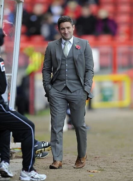 Lee Johnson's Homecoming: Bristol City vs Oldham Athletic, Sky Bet League One Football Match, 2013