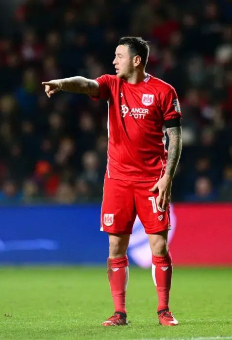 Framed Print : Lee Tomlin in Action: Bristol City vs Ipswich Town, Sky Bet Championship (December 3, 2016)